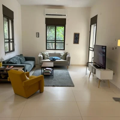 WhatsApp Image 2025-08-27 at 18.43.59